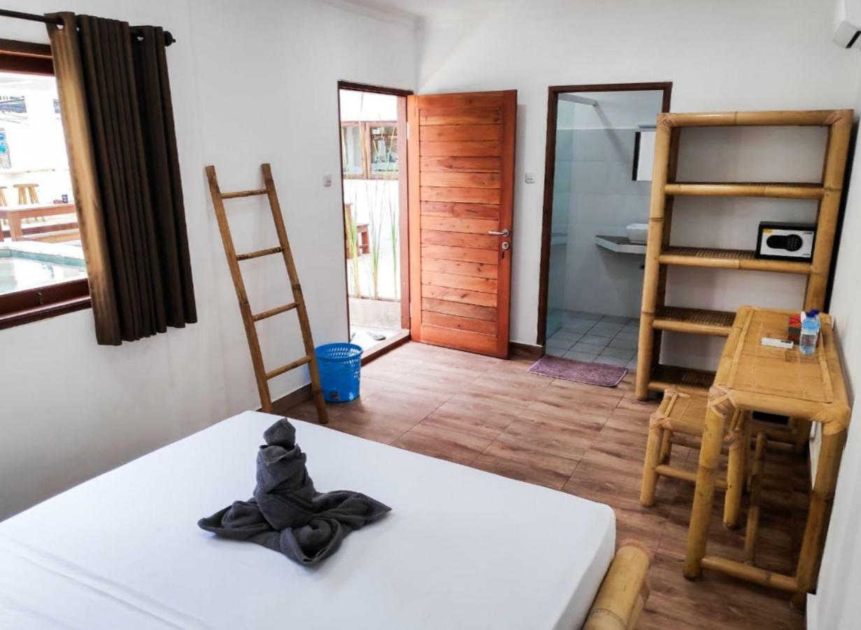 Gili Pirates Dive & Bnb Gili Trawangan Luaran gambar
